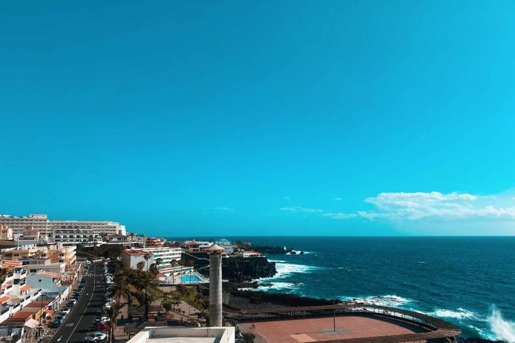 Large 90M2 Canary Apartment, Nice View, Location ! Puerto de Santiago  Esterno foto