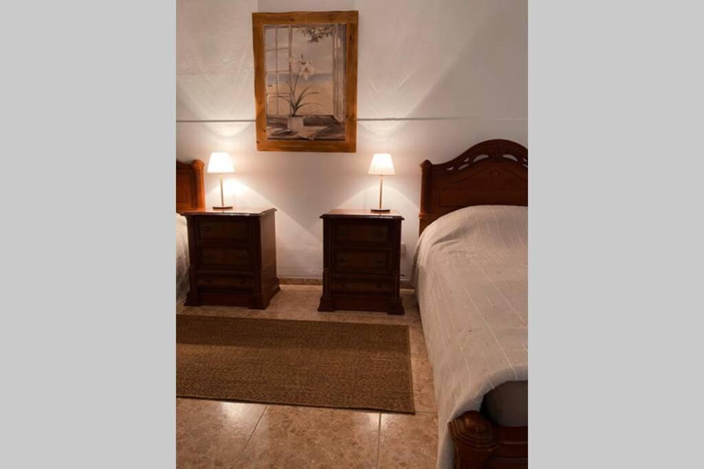 Large 90M2 Canary Apartment, Nice View, Location ! Puerto de Santiago  Esterno foto