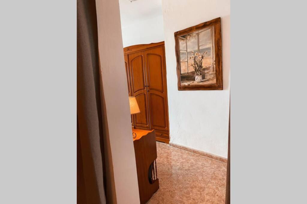 Large 90M2 Canary Apartment, Nice View, Location ! Puerto de Santiago  Esterno foto